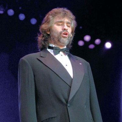 Biletele pentru concertul susţinut de Andrea Bocelli se găsesc şi în Constanţa